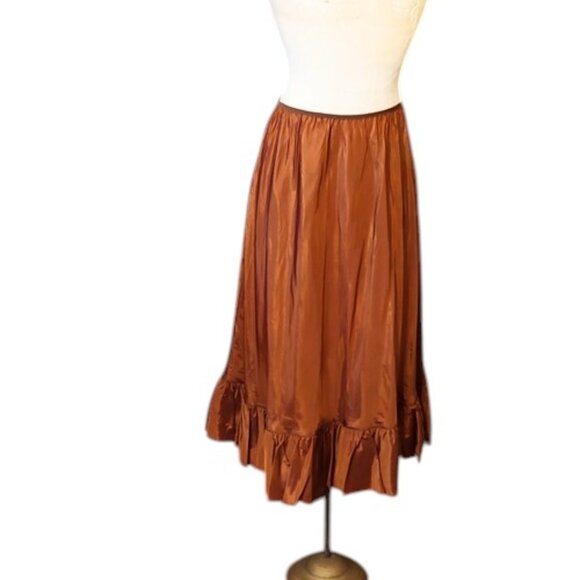 Vintage 1950s Rust Brown Satin Half Slip Petticoat Crinoline With A Ruffled Hem - Picture 2 of 8